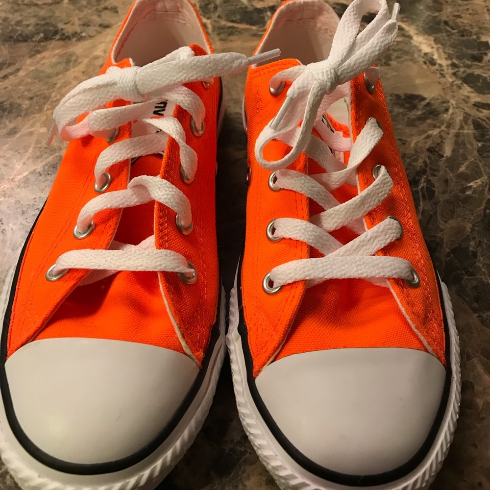 Chuck Taylor All Star Low-Top Sneakers Orange